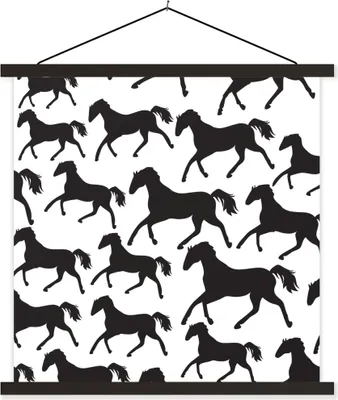 Produktbild von MuchoWow® Textilposter Pferde - Schwarz - Weiß - Mädchen - Kinder - Mädchen 60x60 cm mit schwarzem Rahmen - Posteraufhänger