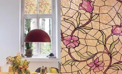 Image de Film adhésif décoratif pour fenêtres Unyqoos® Patifix – Aspect vitrail, motif floral, multicolore, 45 x 200 cm, découpé à la main