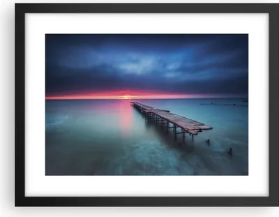 Produktbild von Gerahmtes Poster - Schwarzer Rahmen - Brücke Meer Landschaft - 40x30 cm - Wand Bild - Wanddeko - Wandbilder - Kunstposter - Wandposter - Bilderrahmen - Bilder - Kunstdruck - P2BAA40x30-4955
