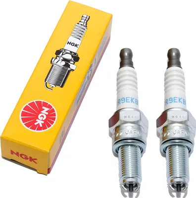 Obrázek produktu pro Sada zapalovacích svíček NGK 2x CR9EKB, délka závitu 19 mm, pro motocykly Buell CR 1125, modely 2009-2010