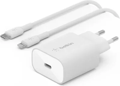 Produktbild von Belkin BOOST Charge 25W PD Lade- gerät + 1m Light.WCA004vf1MWH-B5