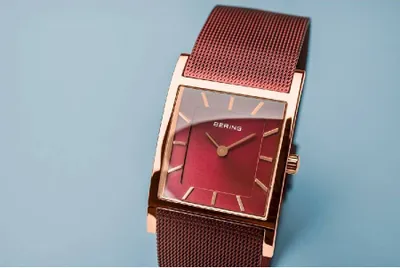 Produktbild von Bering Bering Damen Analoguhr Classic Rosegold Rot 10426-363-S gold DJ-0025517