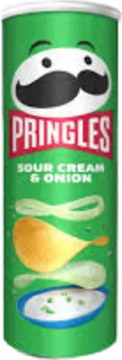 Zdjęcie produktu dla Pringles Sour Cream & Onion, Czipsy, 165 g, Cebula, Kwaśna śmietana, 30 g, 536 kcal, 2237 kJ