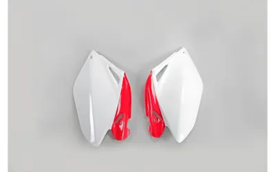 Immagine prodotto di Carenatura laterale UFO PLAST in 2 pezzi per Honda CRF R 250 cc, anni di produzione 2006-2009, colore: bianco