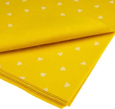 Produktbild von Bastelfilz mit Herzen 30x40cm Dekofilz Filzplatten Filzstoff 1mm, gelb