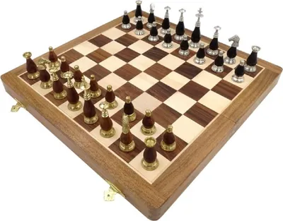 Produktbild von Casa Padrino Luxus Schach Set Braun / Beige / Silber / Gold 40 x 40 cm - Zusammenklappbares Holz Schachspiel - Holz Schachbrett mit Messing Schachfiguren - Luxus Deko Accessoires
