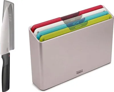 Immagine prodotto di set di taglieri antiscivolo da 4 pezzi - Codice colore - Coperchio per conservare - Coltello da chef - Medio - Set di taglieri bianchi con supporto