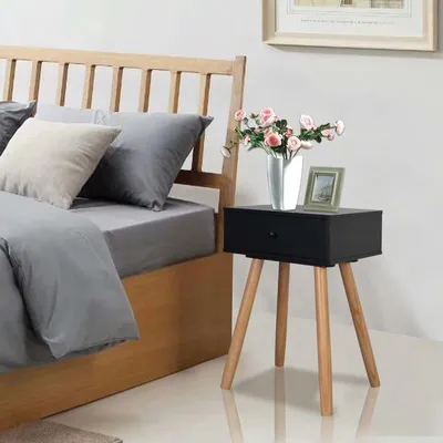 Image de Deux tables de chevet, dimensions 40x30x61 cm, en bois massif de pin, de couleur noire