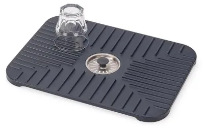 Obrázok produktu pre SinkShield™, Joseph Joseph, ochrana drezu, ochrana riadu, odnímateľná zátka odtoku, odtokové otvory, sivá.