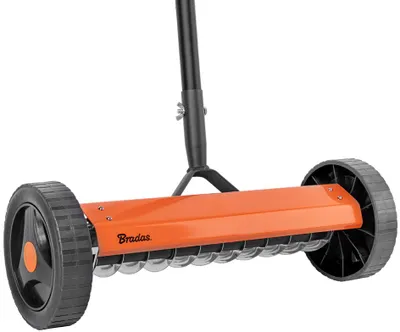 Imagen del producto de Desmalezadora de césped Bradas con ruedas, color naranja/gris antracita