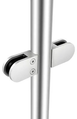 Immagine prodotto di Montante centrale con morsetto per balaustre in vetro - 110 cm - Acciaio inossidabile 316 - Fissaggio a pavimento - Per vetro da 12 mm - Carico massimo 60 kg - Argento