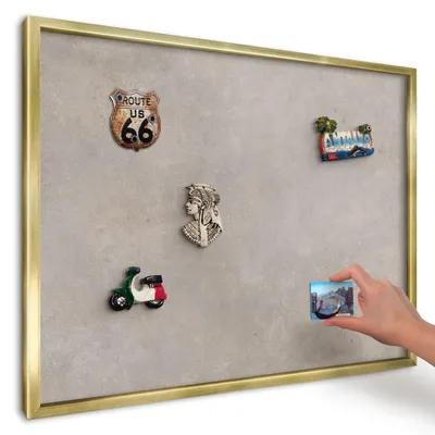 Produktbild von Magnettafel 70x50 cm mit goldenem Rahmen - Magnetische Metalltafel, Magnetpinnwand zur Wandmontage für Wohnzimmer, Küche, Flur, Kinderzimmer und Büro - Neutrale Eleganz