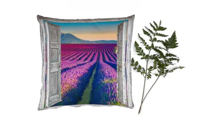 Produktbild von MuchoWow® Zierkissen Sofakissen Wohnzimmer Dekokissen 50x50 cm Lavendel - Sommer - Ausblick - Blumen - Komfort - Sofakissen