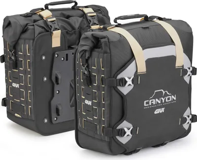 Zdjęcie produktu dla GIVI GRT709B CANYON Para toreb bocznych Unifit wodoodpornych 35L