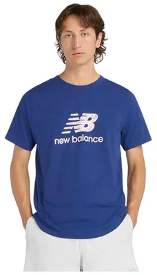 Image de T-shirt New Balance Camiseta New Balance Sport Essentials Stamp Logo manga corta azul marino pour Uni