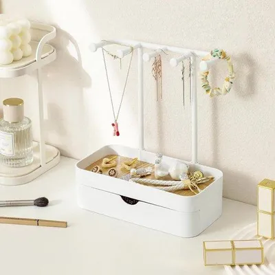Image de Élégant range-bijoux avec crochets - Pièce unique - Blanc - Bois
