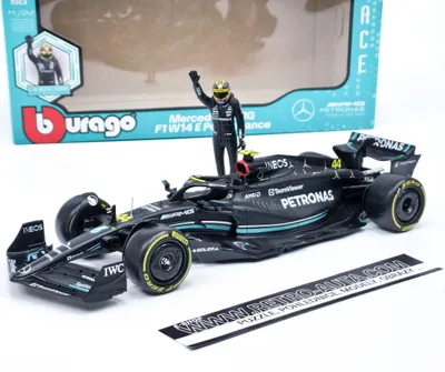 Produktbild von Mercedes AMG W14 E Performance F1 #44 L.Hamilton AMG Petronas Formula One Team 2023 - Bburago 1:24