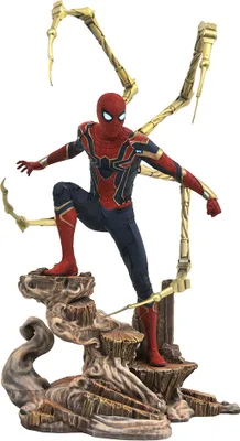 Produktbild von Marvel Spiderman Avengers Infinity War Iron Man Diorama 23 Cm Mehrfarbig  Mehrfarbig One Size