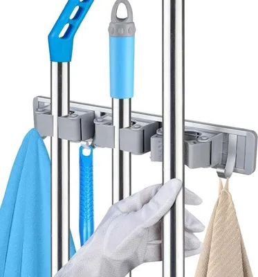 Productafbeelding van Famanu Wandorganizer met 3 vakken en 4 haken - Ideaal voor het opbergen van schoonmaakmiddelen en gereedschap