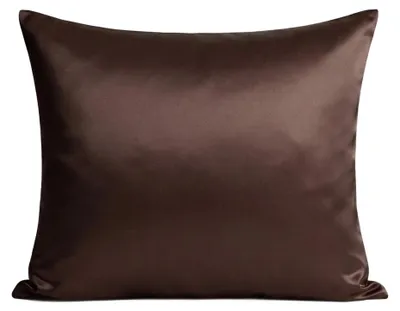 Zdjęcie produktu dla HOMLA Poszewka BELARIS jedwabna czekoladowa 50x60 cm