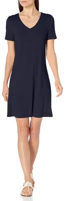 Produktbild von Amazon Essentials Damen Normales kurzärmliges Swingkleid mit V-Ausschnitt, Marineblau, XXL