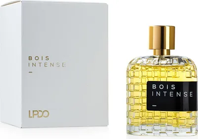 A perfume bottle and its packaging are displayed side-by-side against a white background.