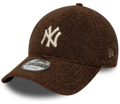 Imagen del producto de Gorra New Era New York Yankees MLB Winter Borg 9FORTY "MED BROWN" para Hombre
