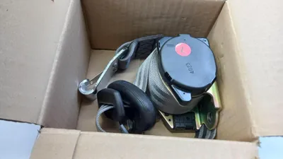 Image de Ceinture de sécurité grise, pour Ford Galaxy (VX) de 1994 à 2000, côté gauche arrière, référence 1011851