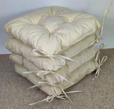 Produktbild von Set 4 x Stuhlkissen / Sitzkissen Lara 38 x 38 cm Dicke 8 cm, Fb. Colore beige mit Schleifen