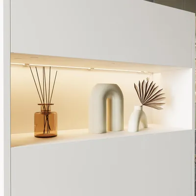 Produktbild von Kleiner Empfangstheke mit LED-Beleuchtung und Ausstellungsregal, Kassentisch mit 2 Ablagefächern, für Laden, Salon, Weiß, MDF, 59 x 105 x 39 cm