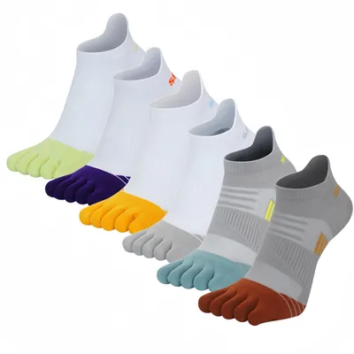 Produktbild von Sportsocken mit Zehentrennung für Laufen und Yoga – Set mit 6 Paar