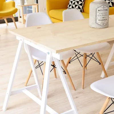 Image de Astigarraga Kit Line Tréteau en bois "Deco" - blanc, pied de table en bois massif en différentes couleurs, capacité de charge max. 400 kg