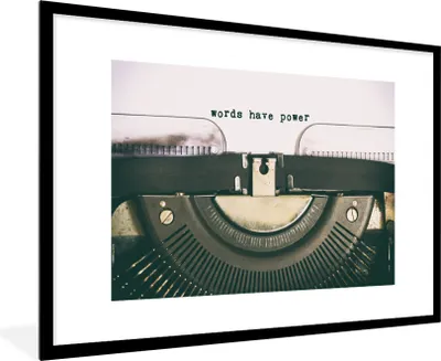 Produktbild von MuchoWow® MuchoWow® Gerahmtes Poster Schreibmaschine - Vintage - Zitate 90x60 cm - Poster mit zchwarzem Bilderrahmen - Wanddekoration - Fotos