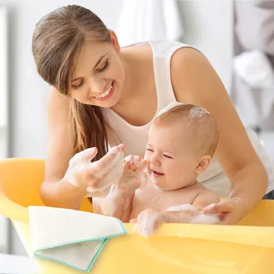 Produktbild von Das etwas andere Kosmetik-Tuch Reinigungstuch Babytuch 5 Pflegetücher aus 100% Bambus