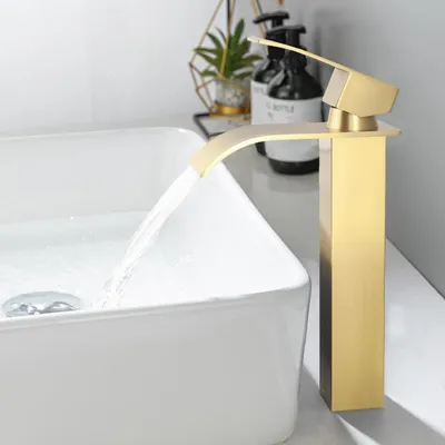 Hochstehende Badarmatur Waterval Gold, Einhebelmischer, Keramikkartusche