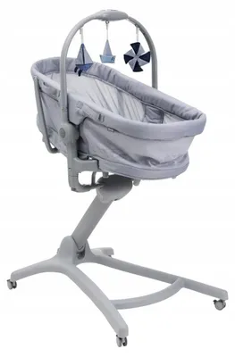 Produktbild von Babywippe Chicco Baby Hug Pro 5in1 grau-silber mit Spielbogen und Spielzeug