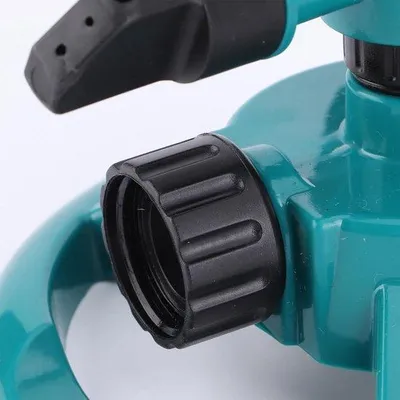 Immagine prodotto di Irrigatore rotante a 360° con 3 ugelli per giardino
