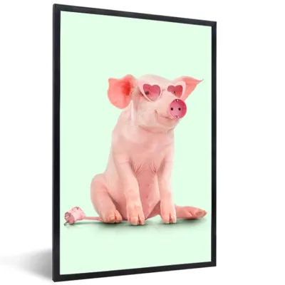 Produktbild von MuchoWow® Gerahmtes Poster Schwein - Rosa - Brille - Sockel - Tiere 60x90 cm - Poster mit Schwarzem Bilderrahmen Wandposter Rahmen Foto Bilder - Kunst
