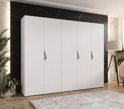 Produktbild von Breiter Kleiderschrank 250 cm AMARIS 1 - weiß / Griffe aus Kaschmir