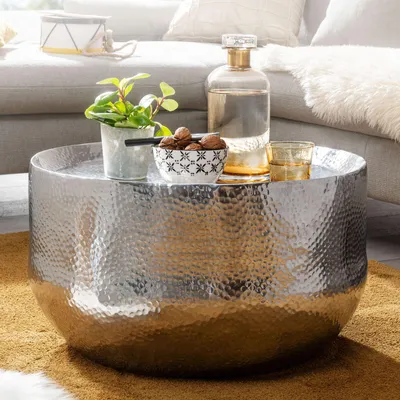 Produktbild von FineBuy Design Couchtisch rund 60 cm aus Metall silber Handgefertigter Aluminium Wohnzimmertisch mit Hammerschlag Orientalischer runder Alu Sofatisch
