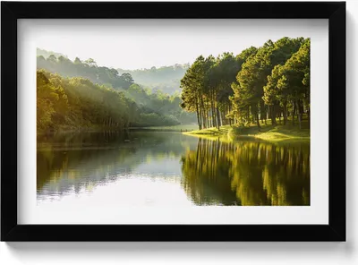 Produktbild von Grüne Flusslandschaft– Wandbild mit Rahmen – Gerahmtes Bild  – Wanddekoration – 30x20 cm –  Schwarz Rahmen