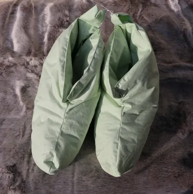 Produktbild von Betten Hofmann Kuschelwarme Daunenschuhe Bettschuhe Hausschuhe grün lind Gr. 1
