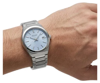 Produktbild von Seiko Presage Herrenuhr Quarz Hellblau Edelstahl SUR599P1
