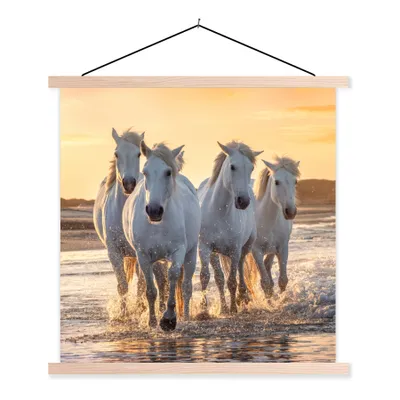 Produktbild von MuchoWow® Textilposter Pferde - Wasser - Strand - Tiere 40x40 cm mit holzfarbenen Rahmen - Posterleiste
