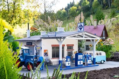 Produktbild von Pola G 330821 - G - Tankstelle mit Werkstatt - Neu