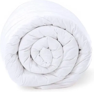 Produktbild von Famanu Ganzjahresdecke - warme Bettdecke 155 x 220 cm