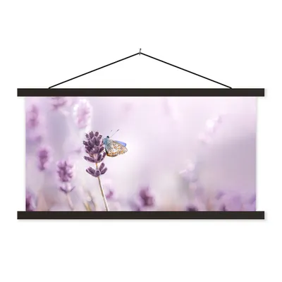 Produktbild von MuchoWow® Textilposter Lavendel - Schmetterling - Nahaufnahme - Lila 90x45 cm mit schwarzem Rahmen - Klemmleisten