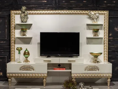 Produktbild von Casa Padrino Luxus Barock TV Schrank Weiß / Gold - Prunkvolles Wohnzimmer Sideboard mit Rückwand - Barock Wohnzimmer Möbel