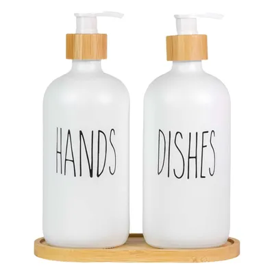 Produktbild von Intirilife 3-teiliges Seifenspender Set aus Glas in Weiß mit Bambus Tablett - 500 ml Füllmenge - 17.5 x 8.8 x 20.6 cm - 2 Spender für Seife und Geschirrspülmittel Handseifenspender für Küche Bad