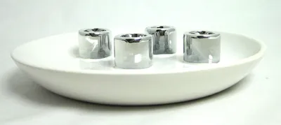 Produktbild von Adventsleuchter / Adventsteller aus Keramik, Weiß-Silber Ø ca. 23 cm